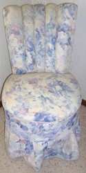BEAUTIFUL PADDED FLORAL COVERED BEDROOM CHAIR 